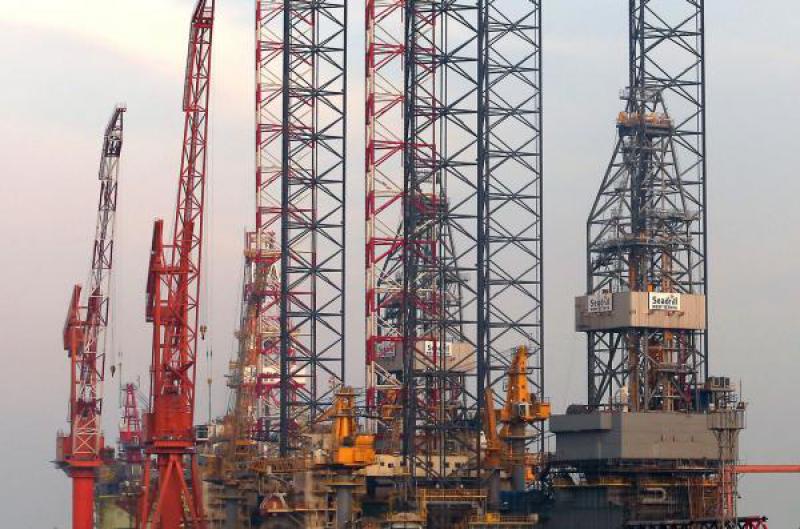 鑒于油價波動，西班牙能源公司雷普索爾采取保守的態(tài)度