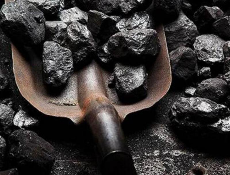 煤價陷高位僵局 業(yè)內(nèi)人士稱煤炭進口出現(xiàn)松動跡象