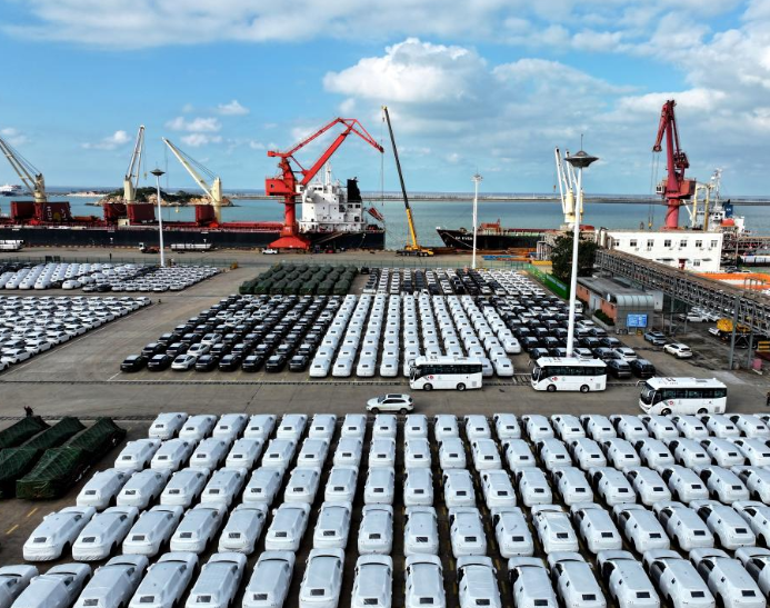 中國(guó)新能源汽車前九月產(chǎn)銷量突破千萬(wàn)輛