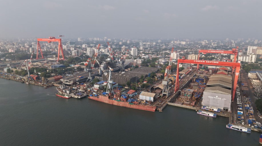 達(dá)飛海運(yùn)與科欽造船簽署六艘LNG動力集裝箱船建造意向書